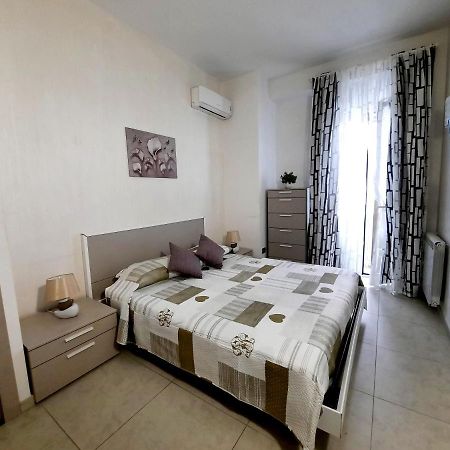 Campi Elisi Bed & Breakfast Syracuse Luaran gambar